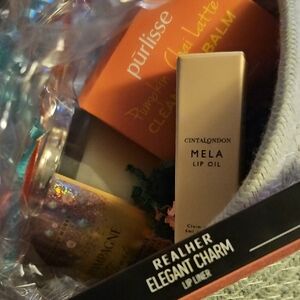 RealHer Elegant Charm Lip Liner and Gloss Set